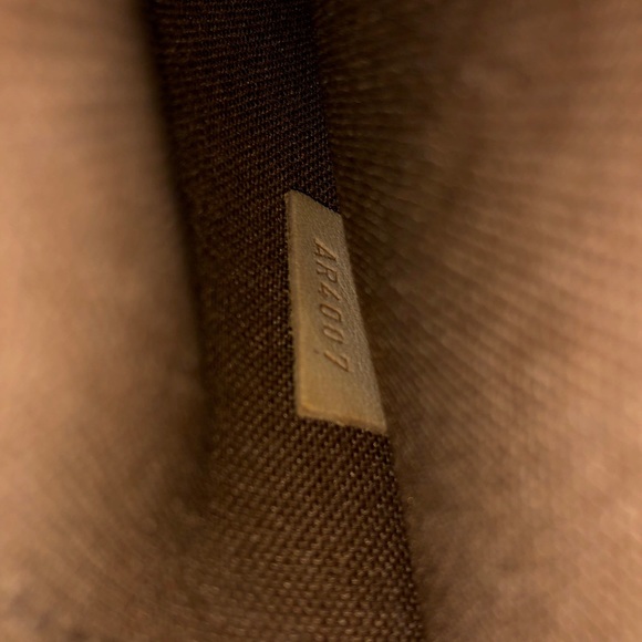 Authentic Louis Vuitton Tivoli PM - Picture 5 of 8